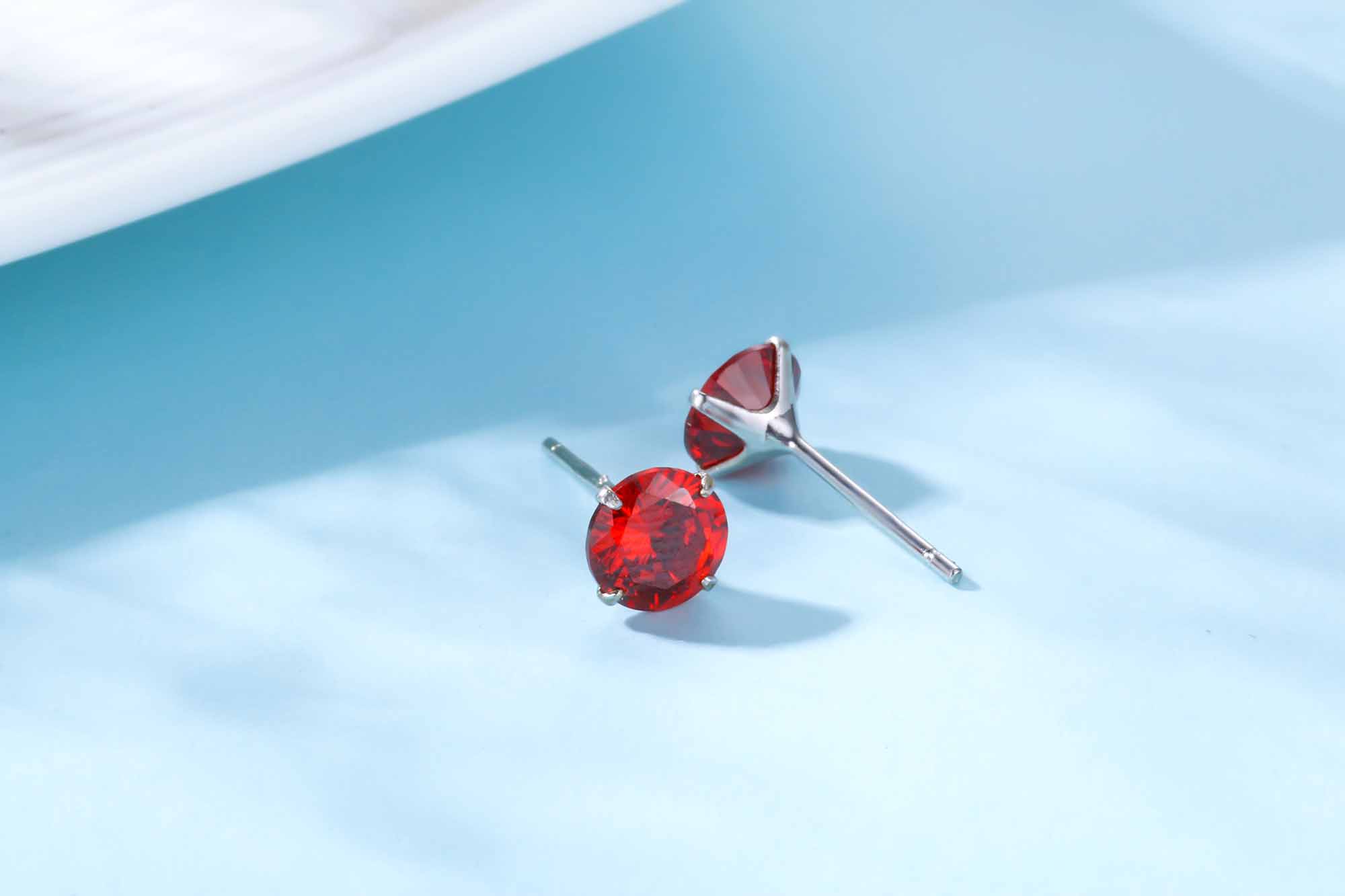 Simple Cubic Zirconia White Silver Round Stud