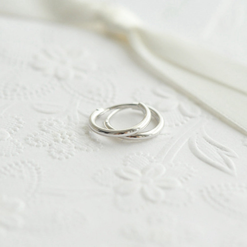 Simple Sliver Huggie Hoop