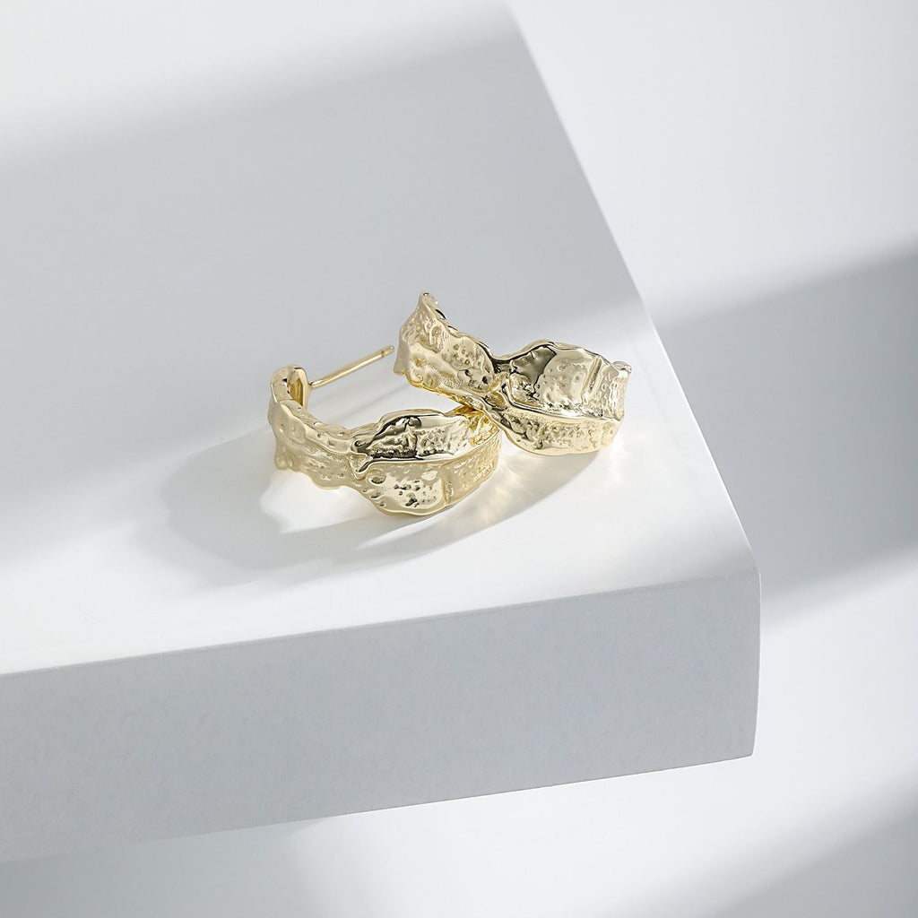 Irregular Tinfoil C Shape Silver Stud Earring