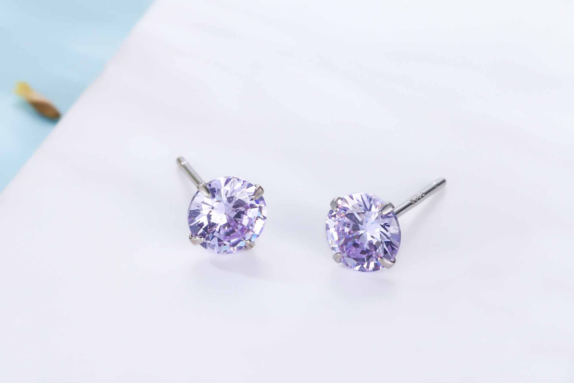 Simple Cubic Zirconia White Silver Round Stud