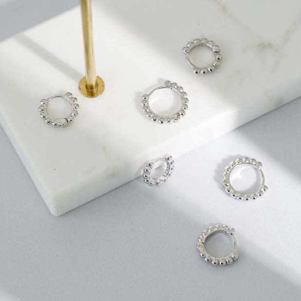 Fashion Beads Circle Silver Huggie Hoop Earri